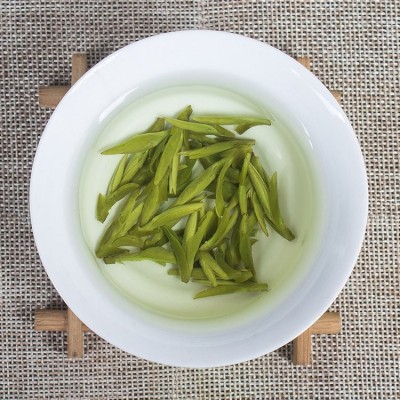 龙井新茶明前绿茶 杭州西湖春季茶叶批发 小镇茶图2