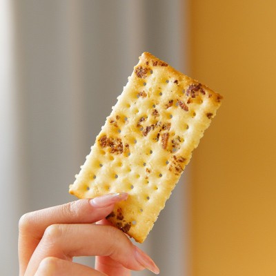 盖能食品 海盐黑麦苏打饼干 恒温发酵咸味休闲小零食工厂 整箱批发图3