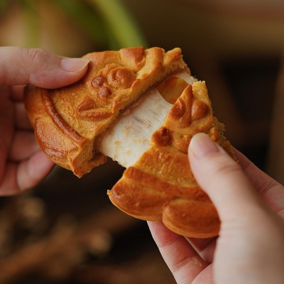 鸳鸯师爷大Q饼闽台风味中秋月饼礼盒6味可选麻薯咸蛋黄芋泥图3