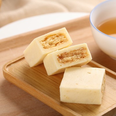 东鹭咸蛋黄牛乳派手工夹心饼干爆款网红零食下午茶图3
