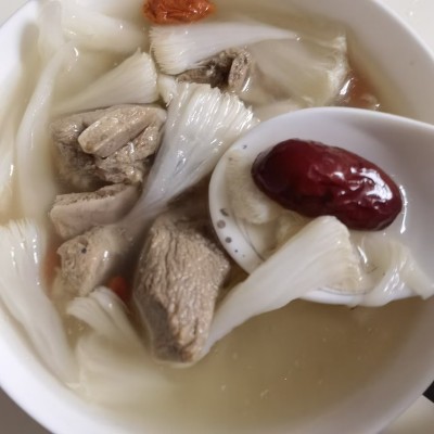 【基地直发】新鲜猴头菇食用菌厂家批发个头均匀饱满食用菌鲜货图4