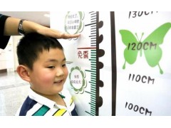男孩想长高？抓住3个关键节点，补对3种元素，科学助力身高冲刺