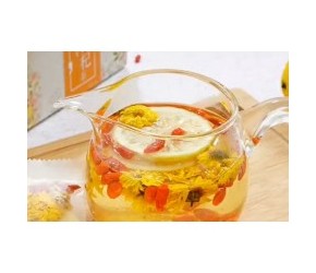 花茶养生的两种最佳搭配：柠檬枸杞菊花茶 枸杞茯苓茶，快喝起来！
