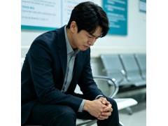 年轻人腰椎间盘突出越来越常见，这6个伤腰动作，能少做就少做